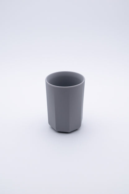 Prisma fogkefetartó